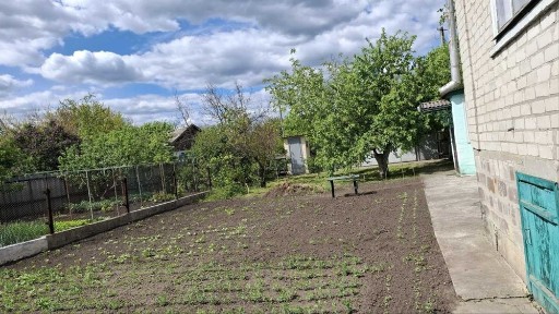 Продам два будинки м. Самар