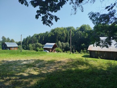 Будинок, котедж, турбаза, земля 1,7 га, ставки, Карпати