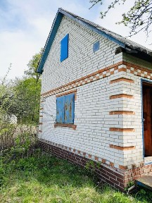 Дача на Олдиші поряд з річкою