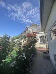 Продаж будинку, центр міста.