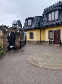 Продаж будинку 300 кв. м у Почаєві