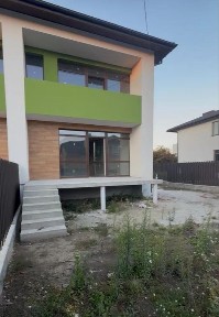 Котедж з ділянкою 3 сотки вул. Сірка 41А, с Зимна Вода