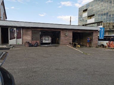 Продається автомийка в Києві 120м. кв с земельною ділянкою