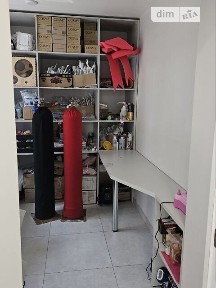 Продаж офісного приміщення 52.2 кв. м. на 1 поверсі на вул. Чигирина Юлія 13, дев'ятиповерхова будівля • ID 34313720