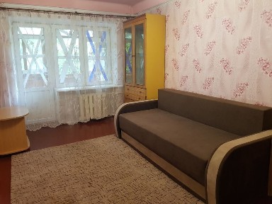 Посуточно, центр Стуса 74, 2 комнаты.