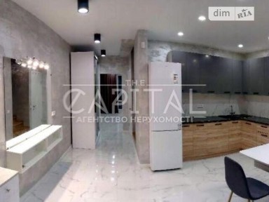 Продаж 3 поверхового будинку з балконом і ділянкою на 2 сотки, 170 кв. м, 4 кімнати, на вул. Климента Квітки • ID 34657176