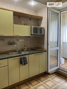 вулиця Антоновича, район Голосіївський, Київ, метро Олімпійська, вул. Антоновича 110 • ID 34009468