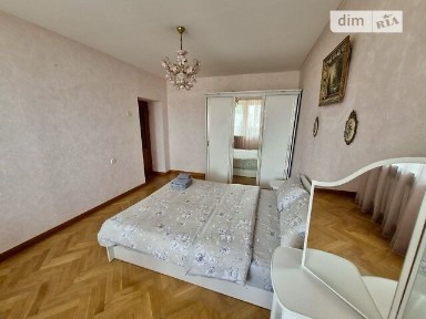 вулиця Генерала Алмазова, район Печерський, Київ, метро Печерська, вул. Генерала Алмазова 6 • ID 33663599
