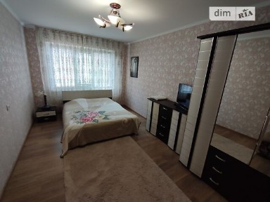 Буковинська вулиця, район Автовокзал, Рівне, вул. Буковинська 6 • ID 33629707