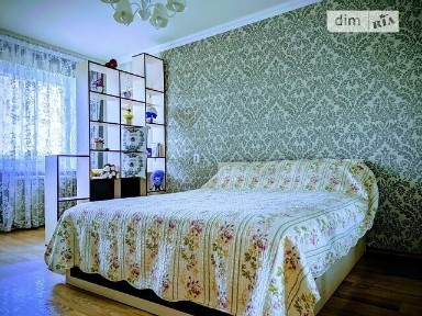 Здам подобово 1к квартиру на вул. Клінічна 6 • ID 33626657