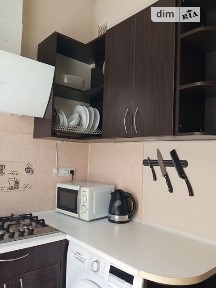 Здам подобово 1к квартиру на пров. Волзький 22 • ID 33458037