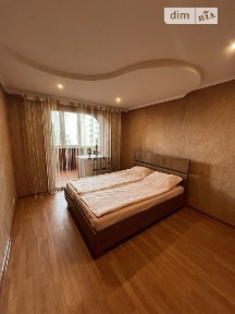 Здам подобово 2к квартиру на вул. Галицького Данила 12А • ID 33453127