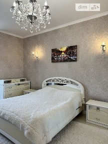 Здам подобово 1к квартиру на вул. Генуезька 3Б • ID 33392183