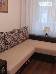 Здам подобово 2к квартиру на вул. Івана Дзюби 8 • ID 33389126