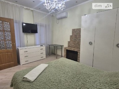 вулиця Софіївська, район Приморський, Одеса, вул. Софіївська 30, кв. 5 • ID 33358182