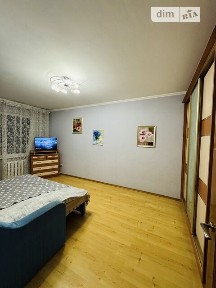 Здам подобово 1к квартиру на вул. Водопійна 25 • ID 33277948