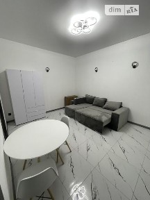 Здам подобово 1к квартиру на майд. Ринок 42А, кв. 5 • ID 33211150