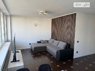 Здам подобово 1к квартиру на вул. Літературна 12 • ID 33196310