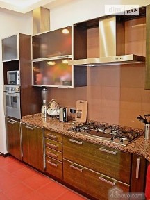 Здам подобово 5к квартиру на вул. Хрещатик 21 • ID 33158216
