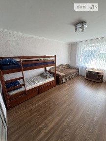 Здам подобово 2к квартиру на вул. Кузьменка 1, кв. 33 • ID 33052424