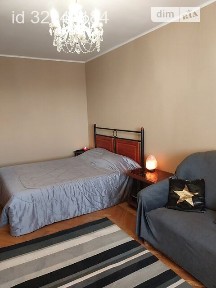 Здам подобово 2к квартиру на вул. Андрія Малишка 3 • ID 32947184