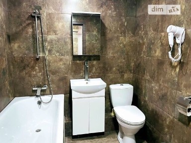 Здам подобово 1к квартиру на вул. Вітебська 20 • ID 32873470
