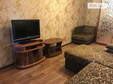 Здам подобово 1к квартиру на вул. Полтавський Шлях 84, кв. 45 • ID 32723819