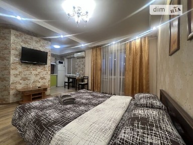 Здам подобово 1к квартиру на бул. Лесі Українки 20/22 • ID 32717630