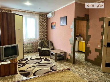 Здам подобово 1к квартиру на вул. Вітебська 20 • ID 32704646