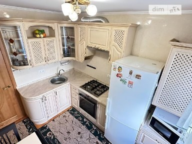 Здам подобово 2к квартиру на вул. Агатангела Кримського • ID 32634596