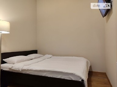 Здам подобово 1к квартиру на пров. Мовчанівський 31 • ID 32585454