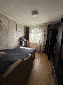 Частина будинку під Києвом - 45000$.