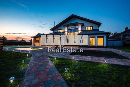 Продаж автономний будинок 400м2 11 соток басейн ГЕНЕРАТОР котеджне містечко Нові Безрадичі Новообухівська траса