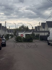 Продаж двоповерхового Дуплексу 102 кв. м/за адресою Щаслива/Святопетрівське