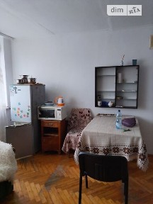 Здам в оренду кімнату на вул. Петра Полтави 36, кв. 102 довгостроково • ID 33601228