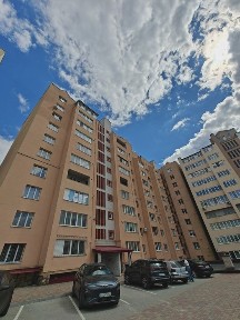 Продаж 3 кім. Сира. Цегляний будинок. 4 поверх