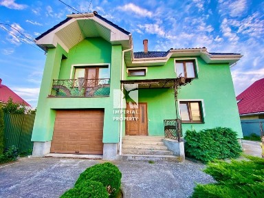 Продам гарний будинок в тихому місті, не далаеко від 
