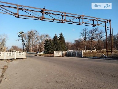 Продаж спеціального приміщення на вул. Перемоги 21, площа 1089.6 кв. м • ID 34633478