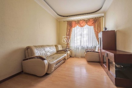 Продаж 2-кімнатної квартири 48.5 м², Академіка Грекова вул., 5
