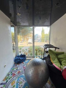 Центр міста! Фасадне приміщення 114 м² з панорамними вікнами та високим трафіком