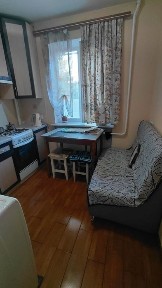 Продається 2-кім квартира в Олександрівському районі.