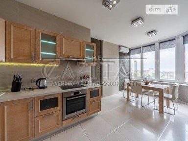 Продаж 2к квартири 56 кв. м на вул. Солом'янська 15 • ID 34660679
