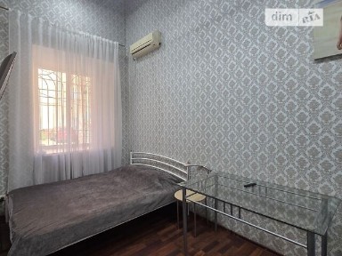 Ніжинська вулиця, район Приморський, Одеса, вул. Ніжинська 56 • ID 34600766