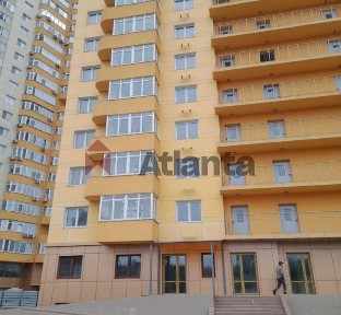 ПРОДАЖ 2- кімнатна квартира без ремонту ЖК Міністерський, Оболонь