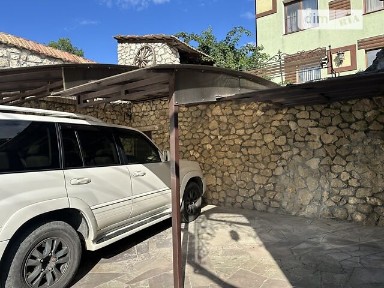 Продаж 3 поверхового будинку з ділянкою на 10 соток, 270 кв. м, 7 кімнат, на вул. Глибока Долина • ID 34661975