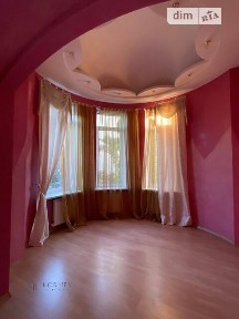 Продаж 3 поверхового будинку з верандою і ділянкою на 6 соток, 373.9 кв. м, 4 кімнати, на вул. Академіка Вернадського 18/2 • ID 34660255