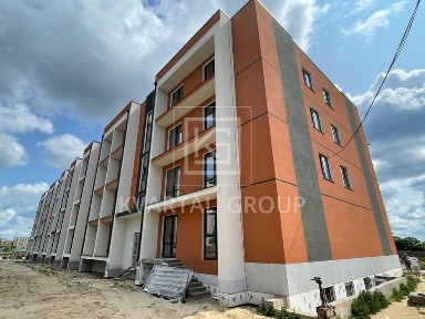 Продам євро-двохкімнатну квартиру без ремонту