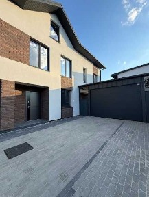 Таунхаус у самому центрі Ірпеня | вул. Центральна, 37 |2 пов. - 92 м² + мансарда | 95 000$