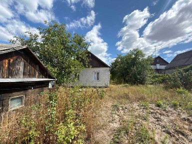 Продам окремий будинок по вул. Миру