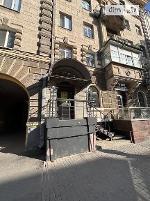 Здається комерційне приміщення на вул. Сумська 110, площа 17.5 кв. м • ID 34664433